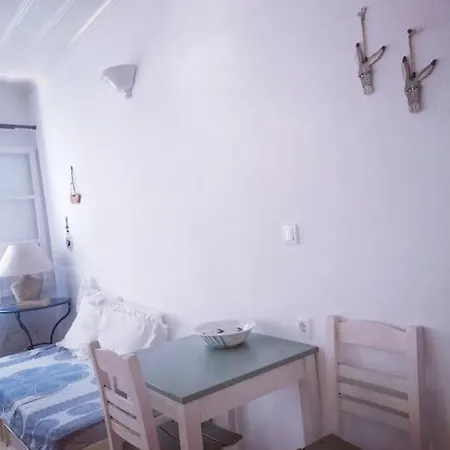 Sofadaki Traditional House Holiday home *