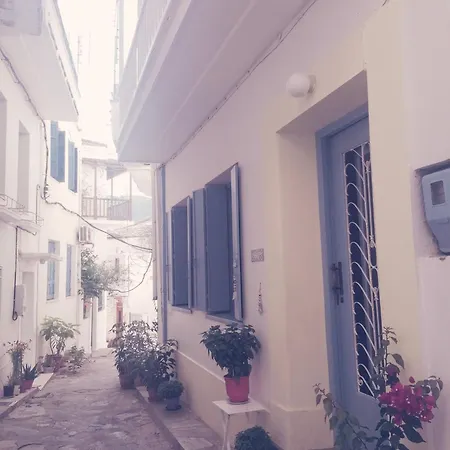 Holiday home Sofadaki Traditional House *